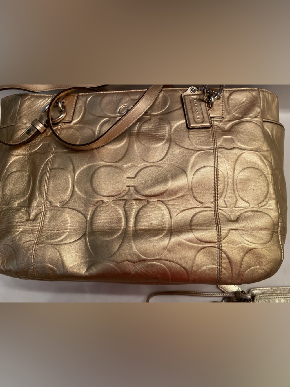 Coach Metallic Gold Leather Signature Tote with Matching Wristlet - Picture 2 of 11